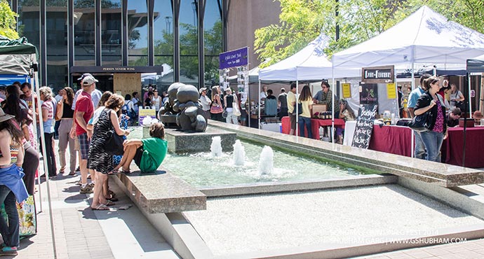 Booths around the fountain at the 2014 Sonoma County VegFest